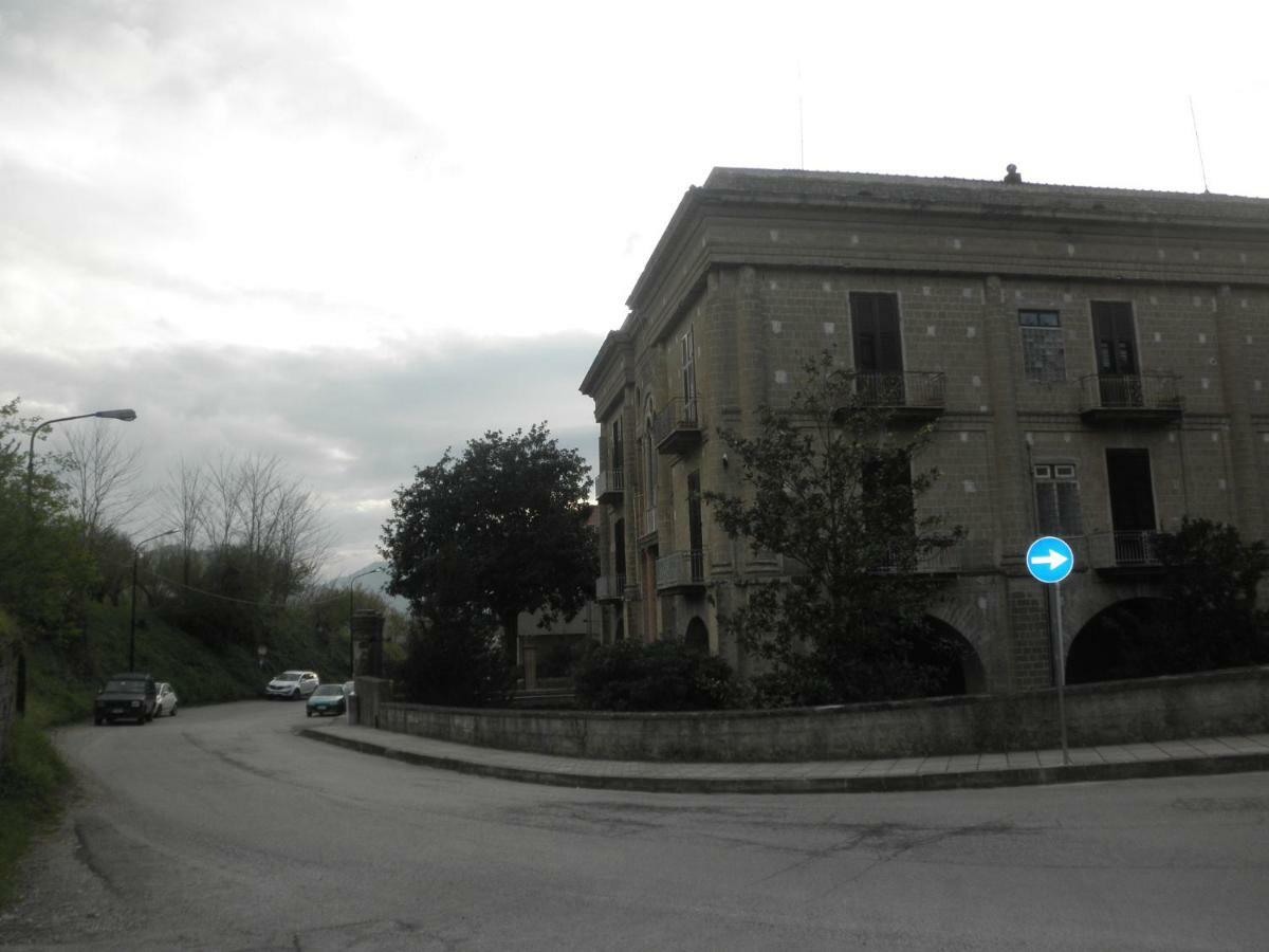 Casa De Falco Fisciano Exterior photo